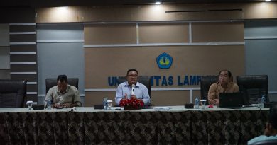 Sosialisasi Kebijakan Penyesuaian Kurikulum Terkait Permendiktisaintek Nomor 39 Tahun 2025 Sosialisasi Kebijakan Penyesuaian Kurikulum Terkait Permendiktisaintek Nomor 39 Tahun 2025